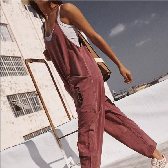 New Free People FP Movement Hot Shot Logo Onesie Mocha Combo Overalls Jumpsuit L - Picture 7 of 16